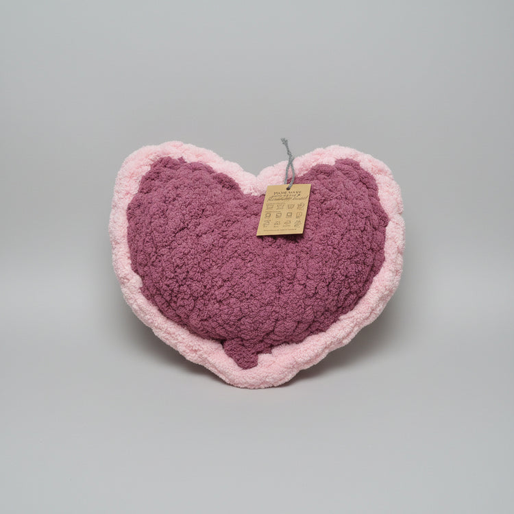 Reversible heart pillow pink
